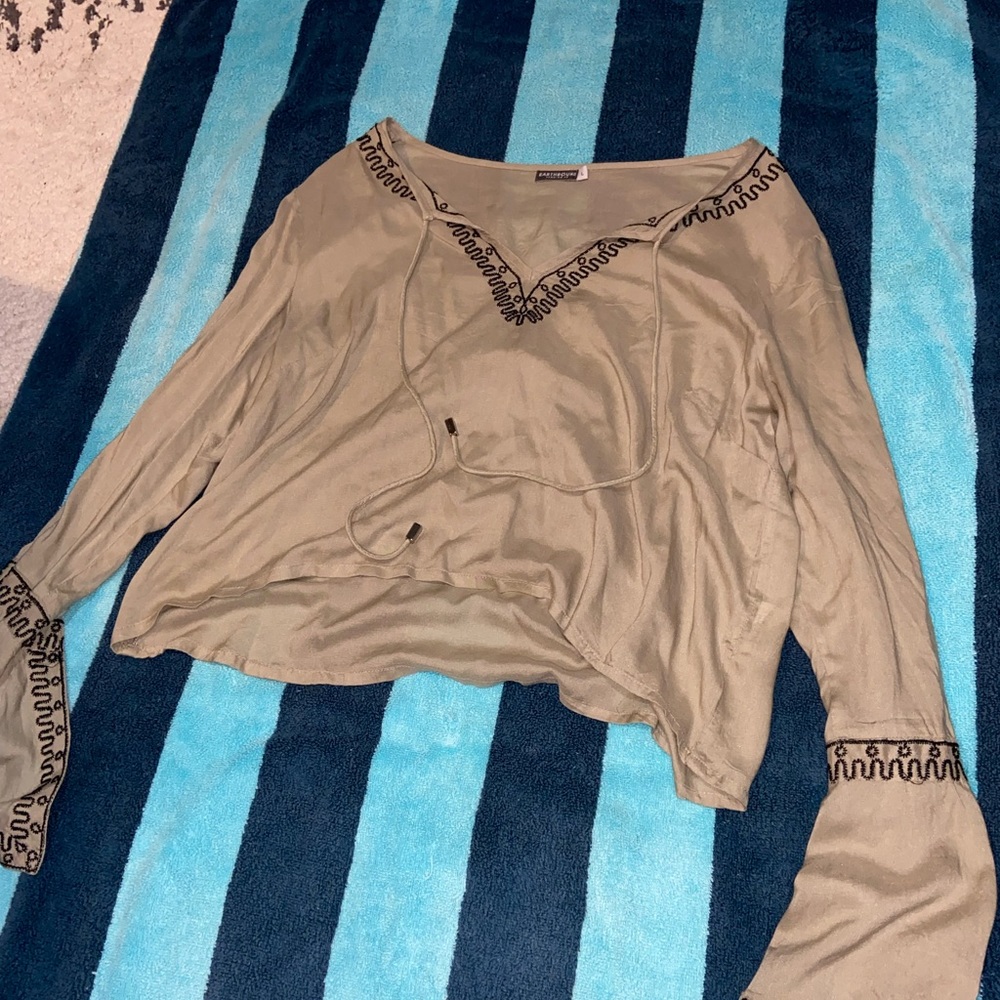 Earthbound Green Flowy Crop Blouse